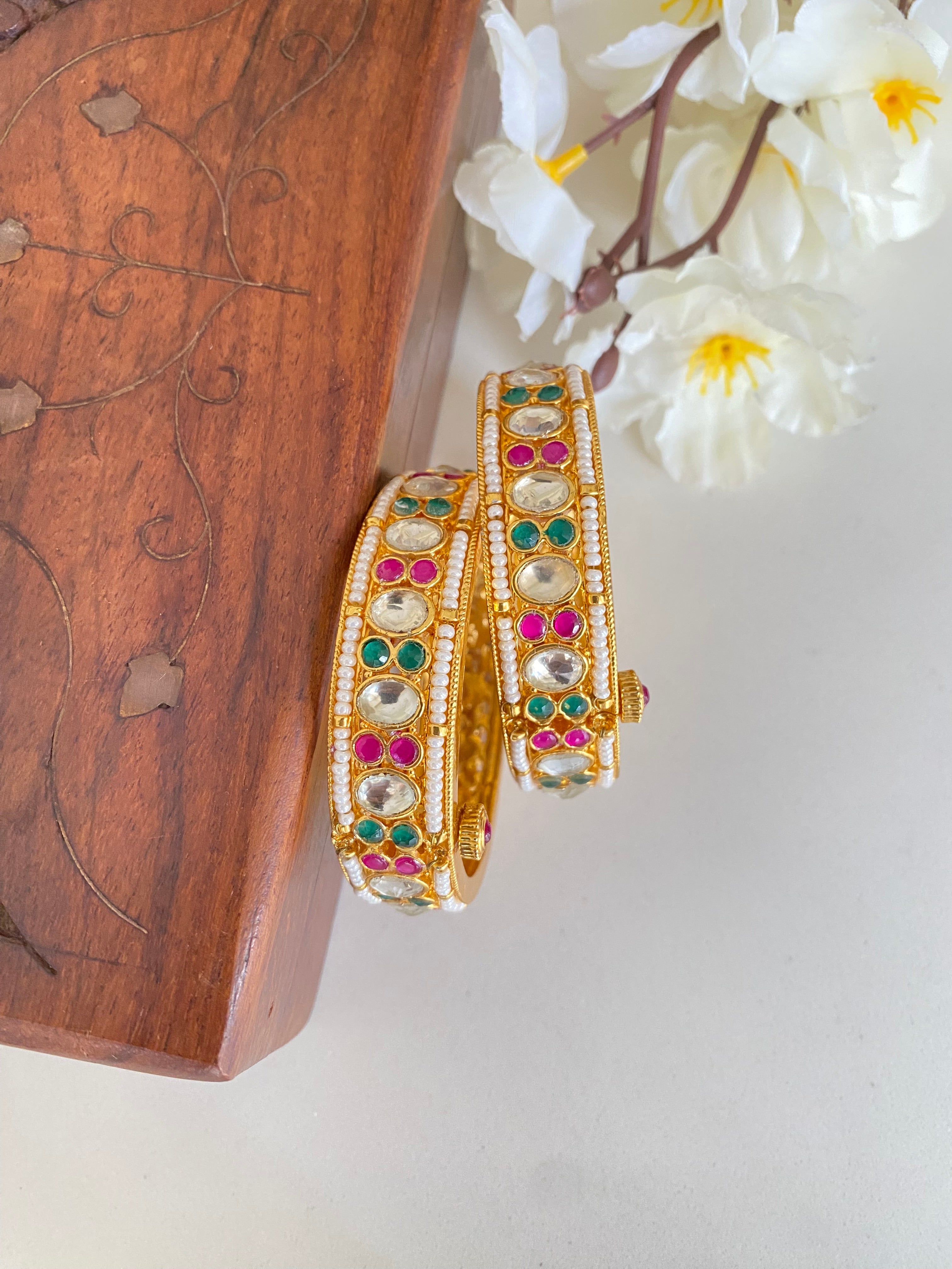 Gold Plated Kundan Multi Bangle