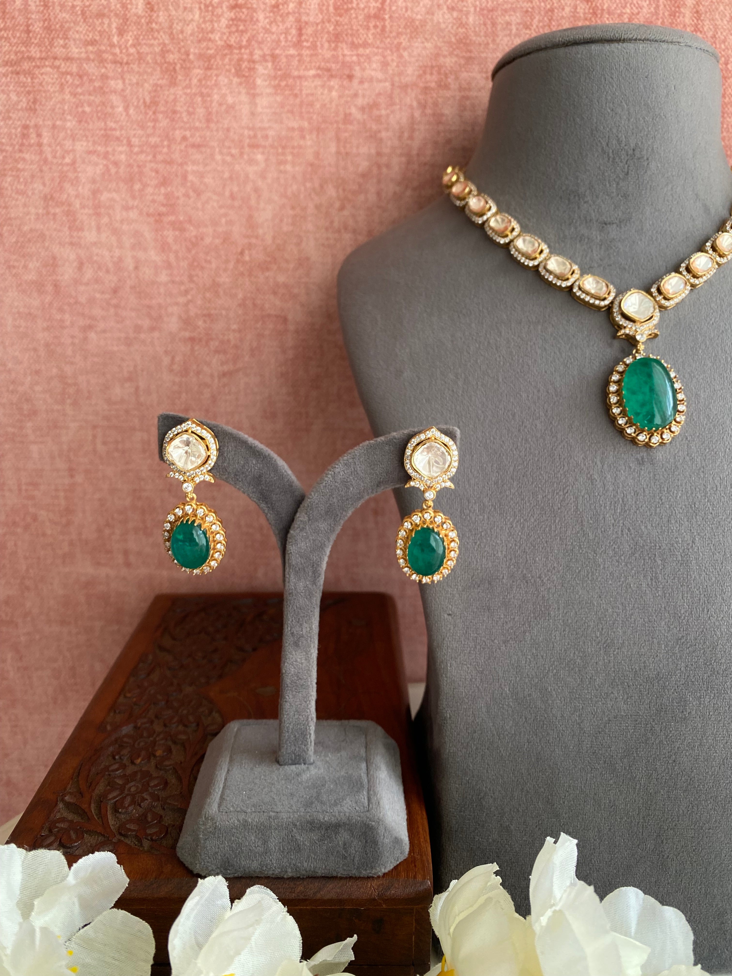 Moissanite Stone Green Necklace Set