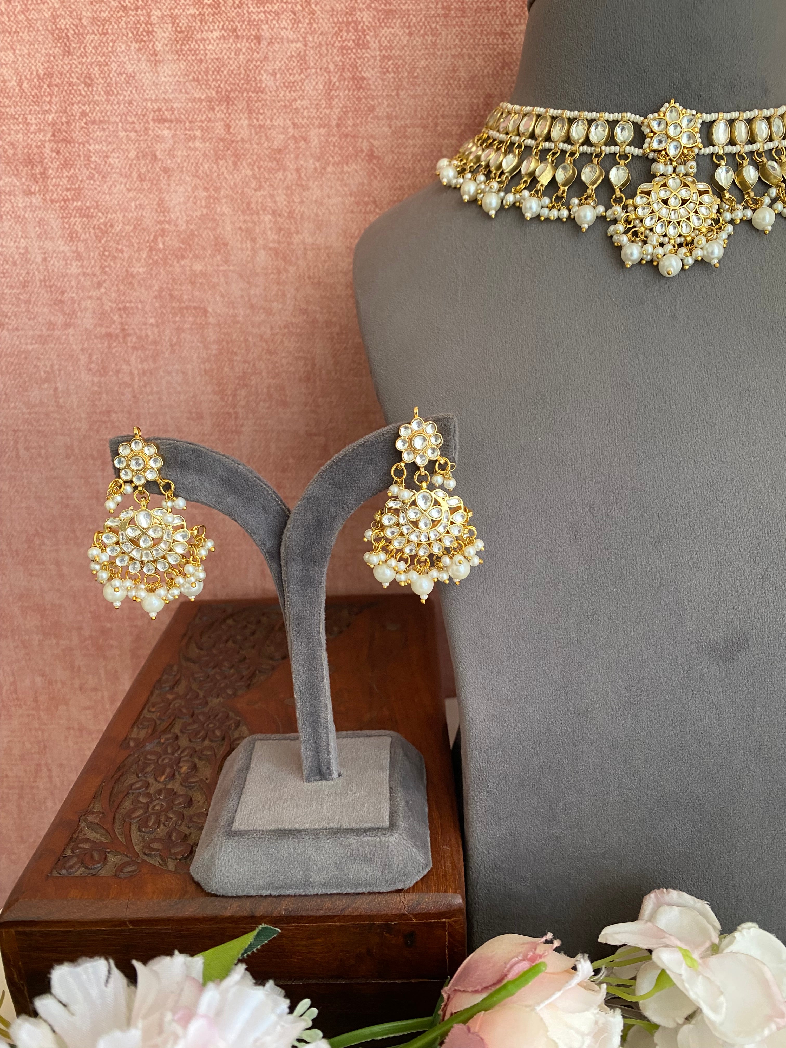 Gold plated Kundan Choker Set in pearl drops