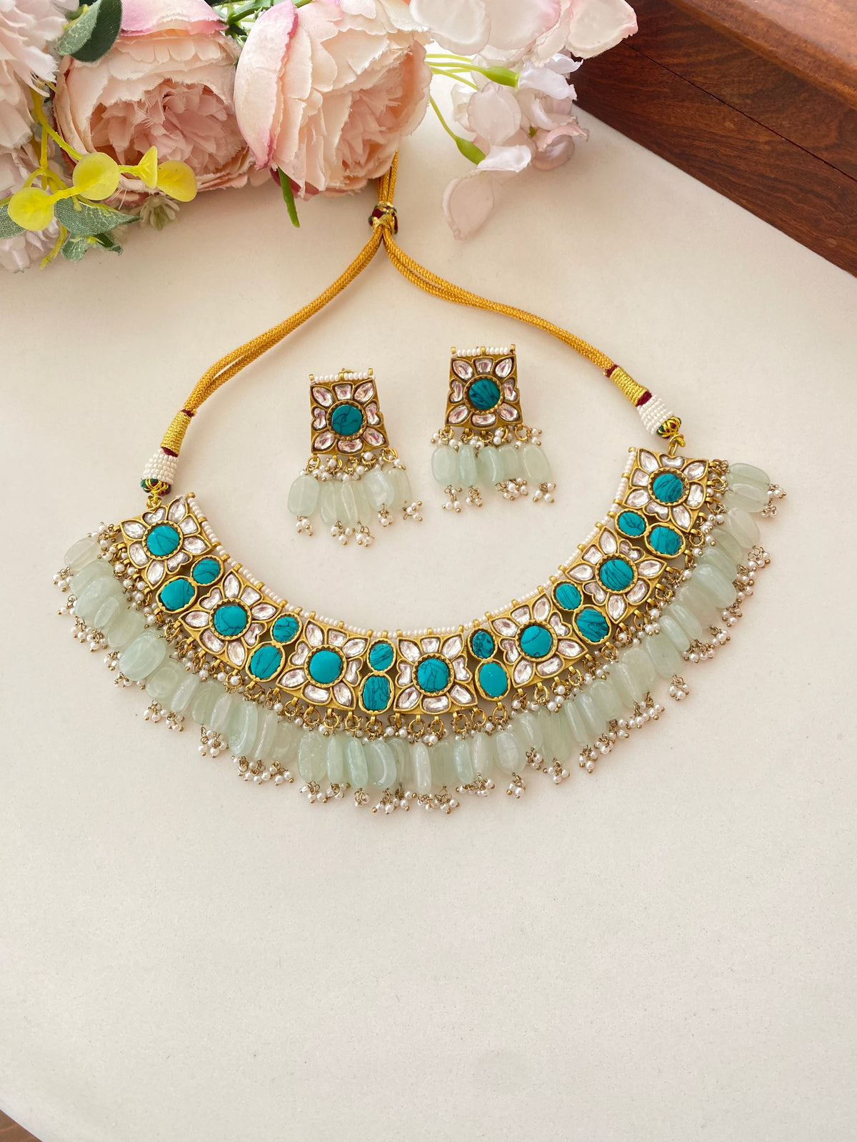 Gold plated Turquoise Kundan choker Set