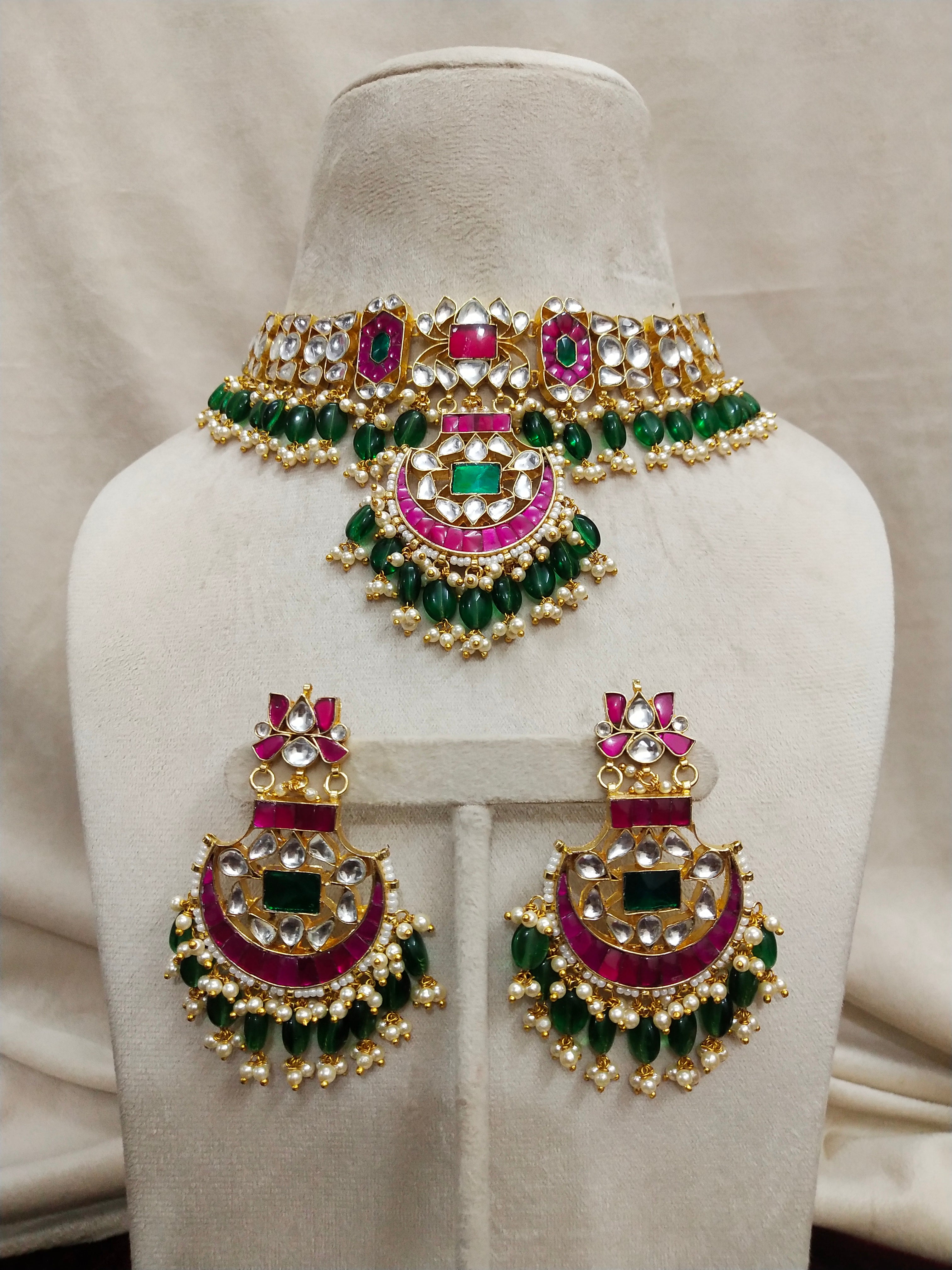 Gold plated Kundan Necklace Set