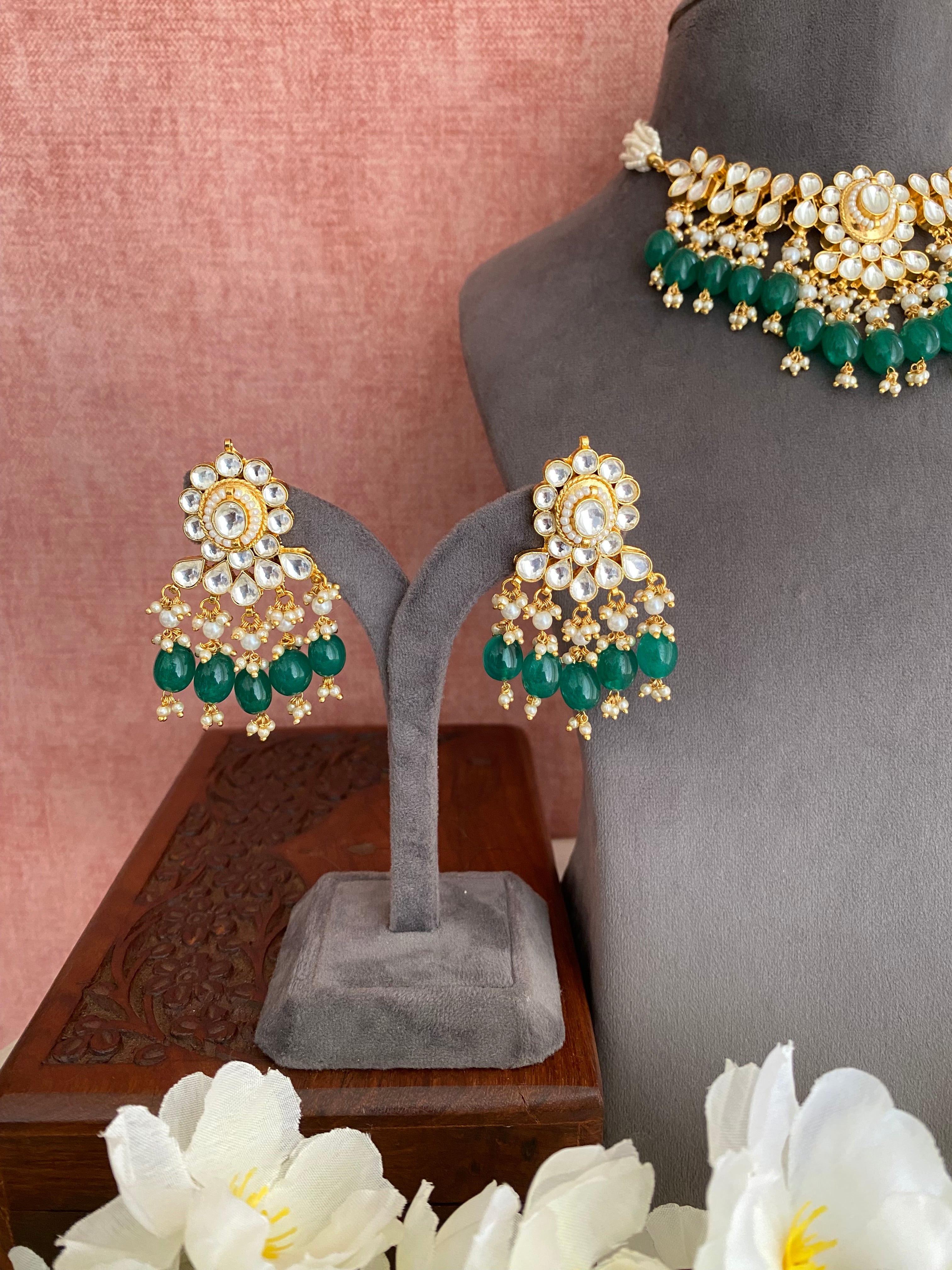 Gold plated Kundan Choker set