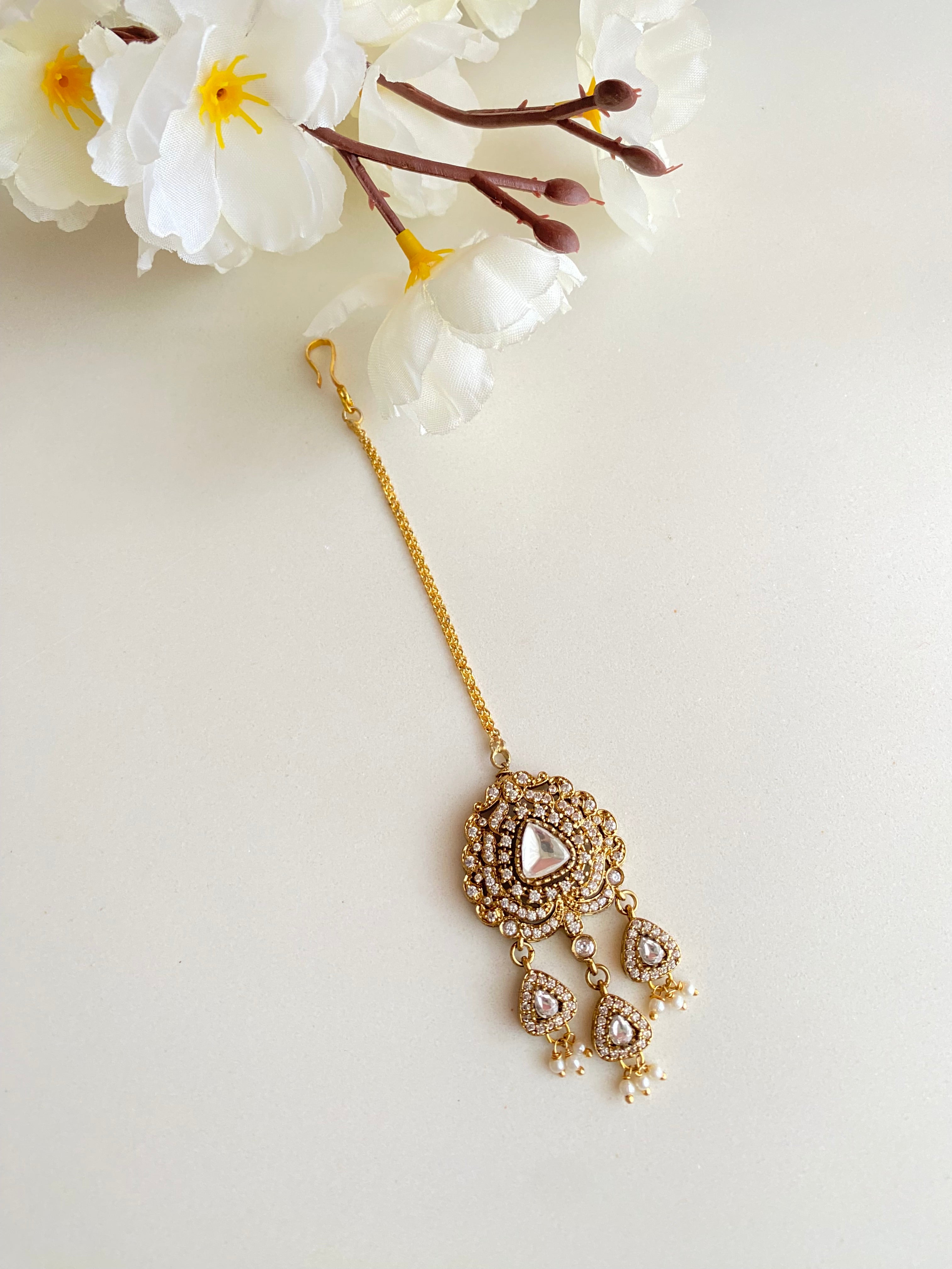 Moissanite Tikka