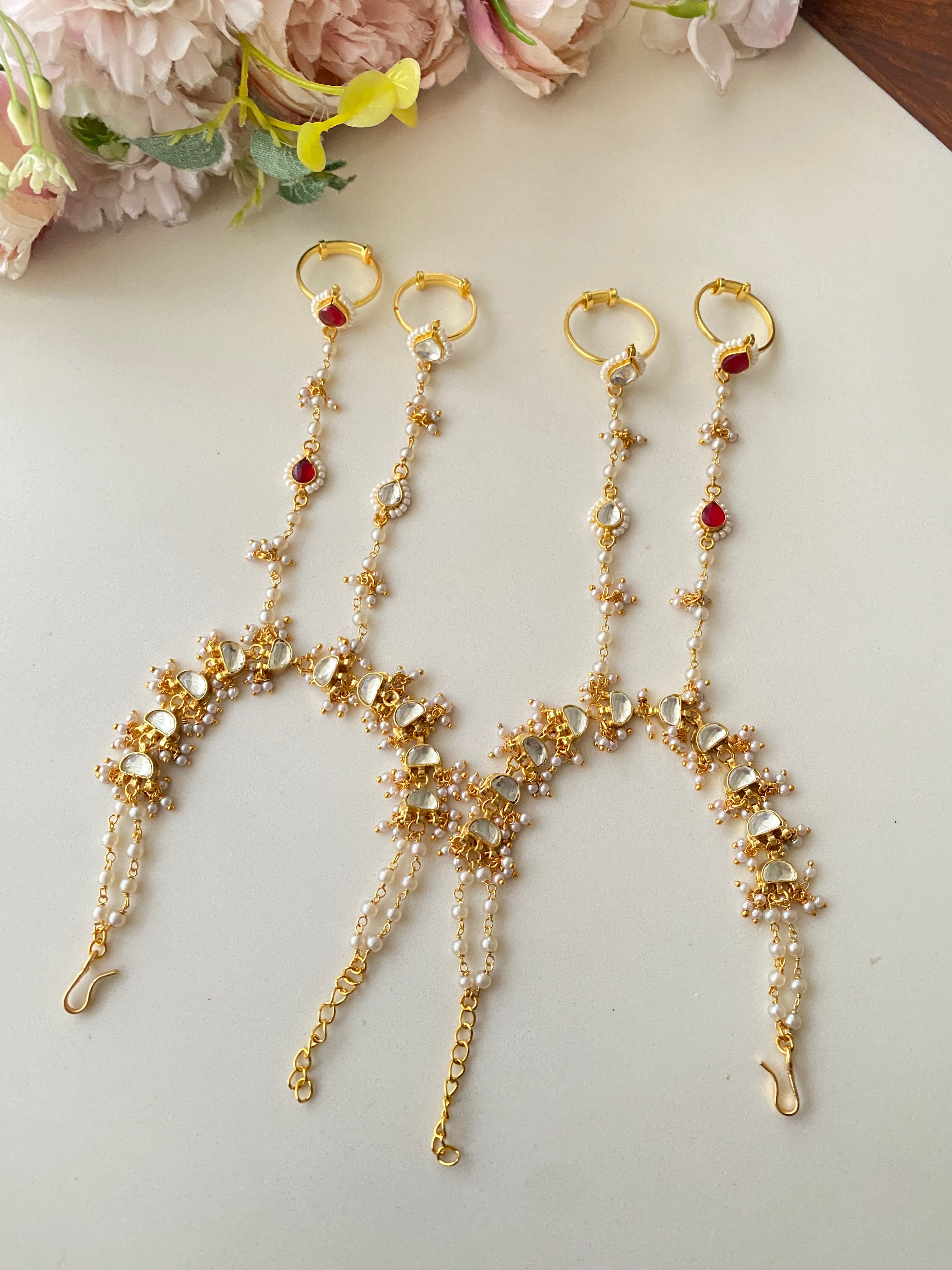 Gold plated Kundan double Finger Hathphool