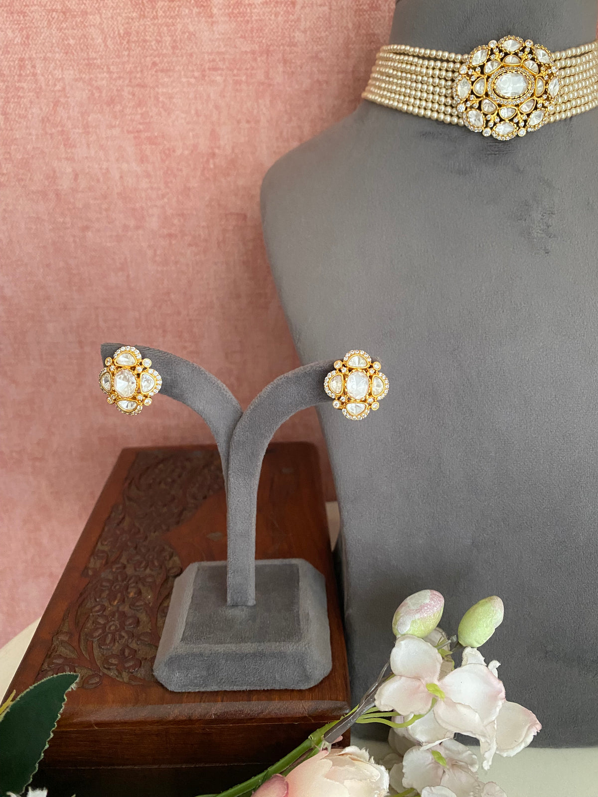 Gold plated Moissanite Choker set