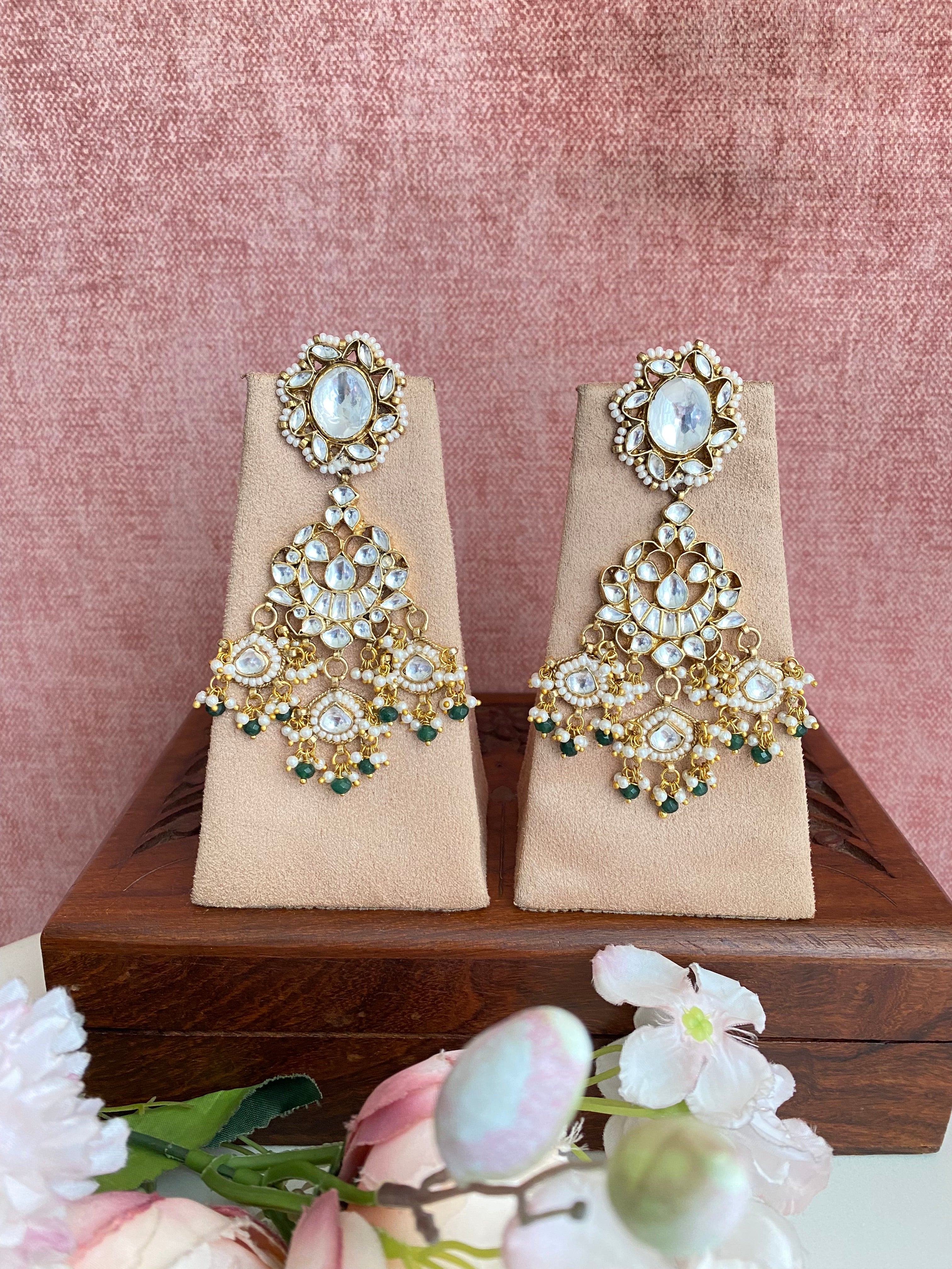Gold plated Kundan earring