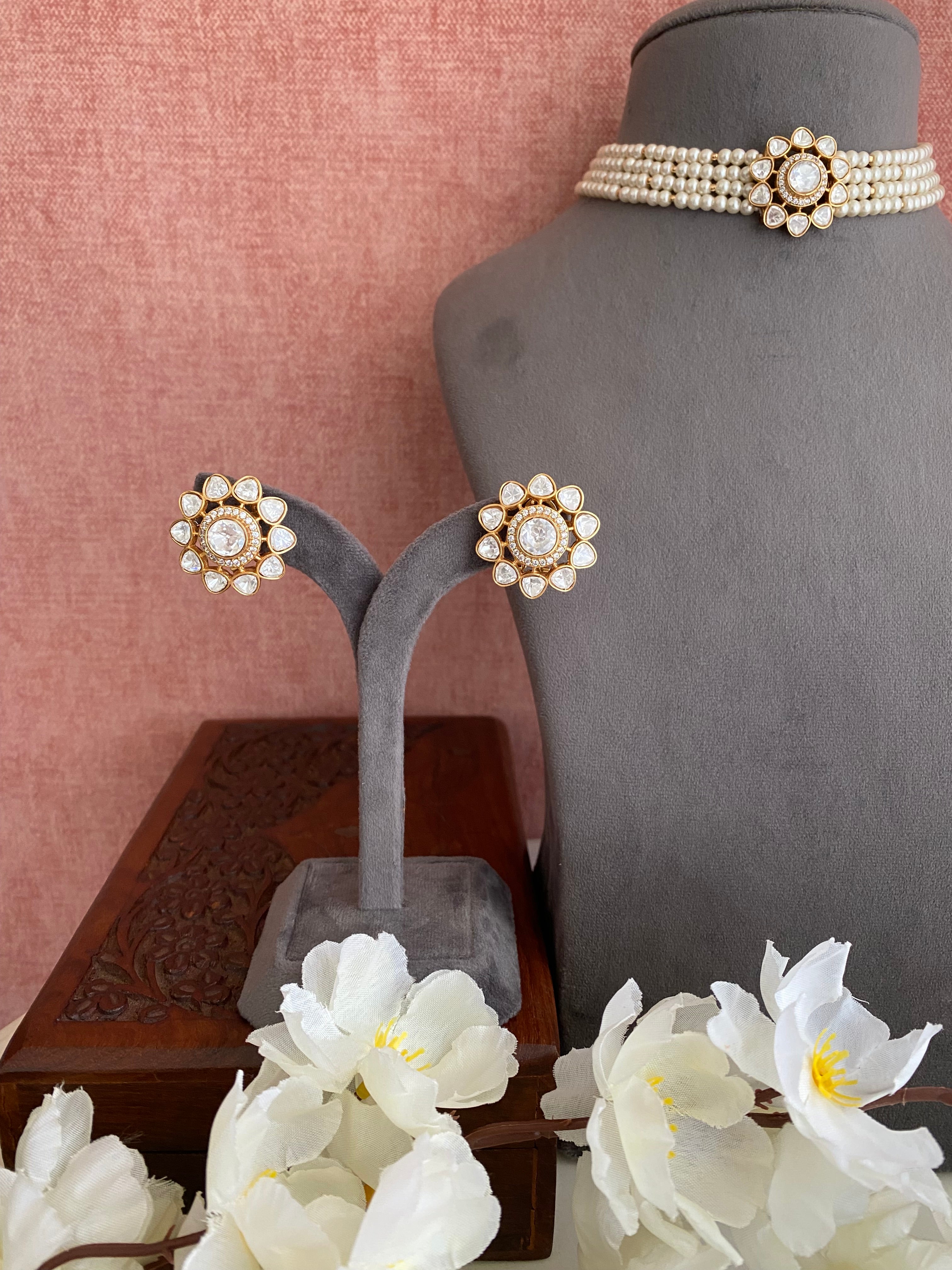 Gold plated Moissanite Pearl Choker Set