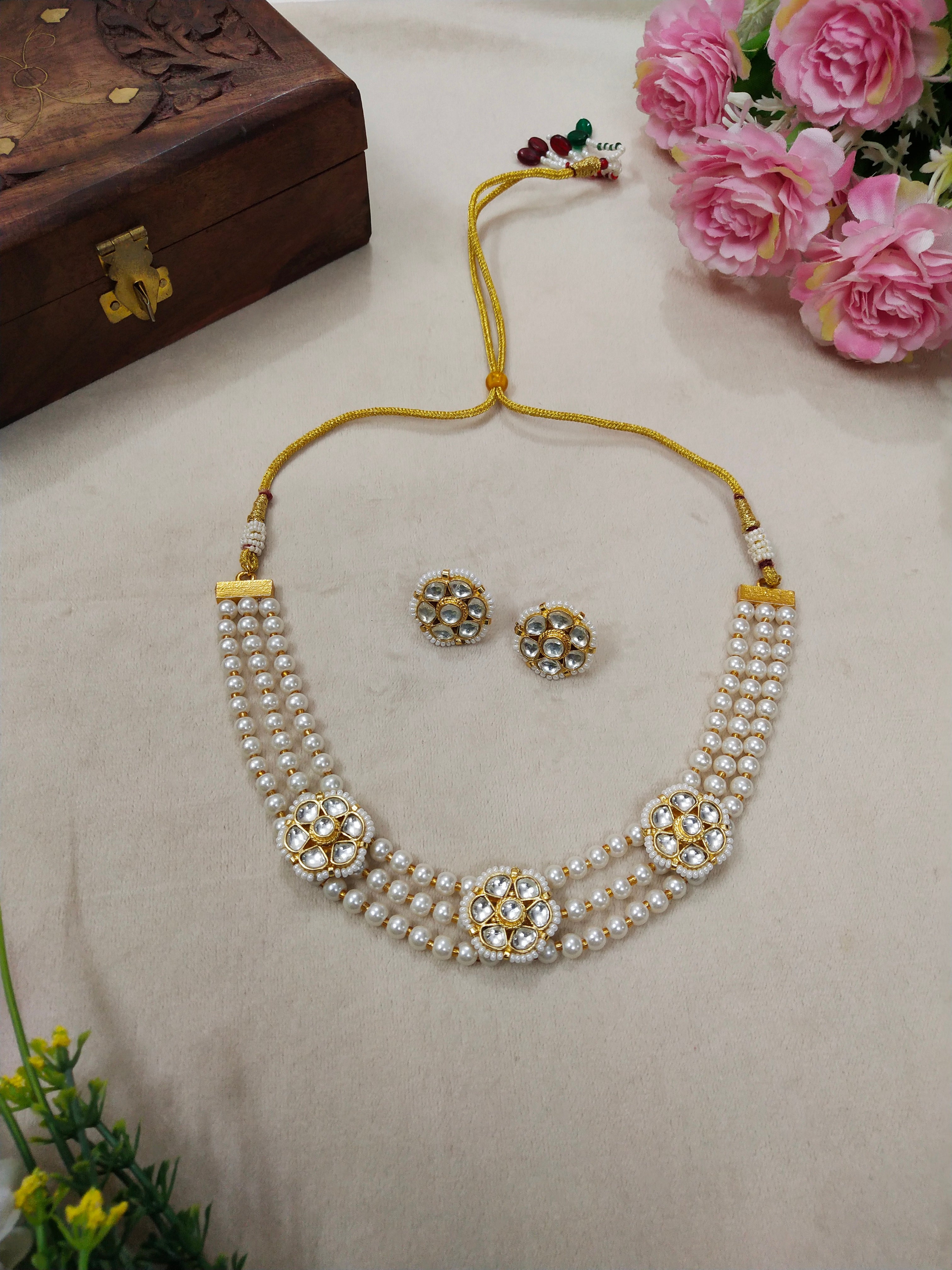 Gold plated Kundan Pearl Necklace Set