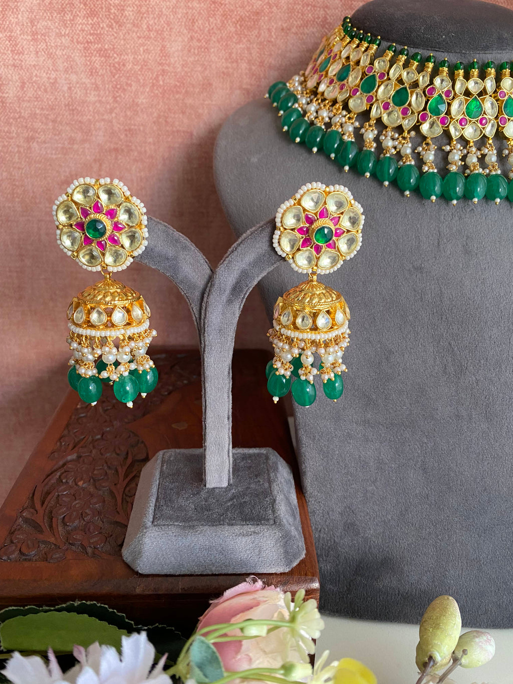 Pink Kundan Necklace Set in Green Drops