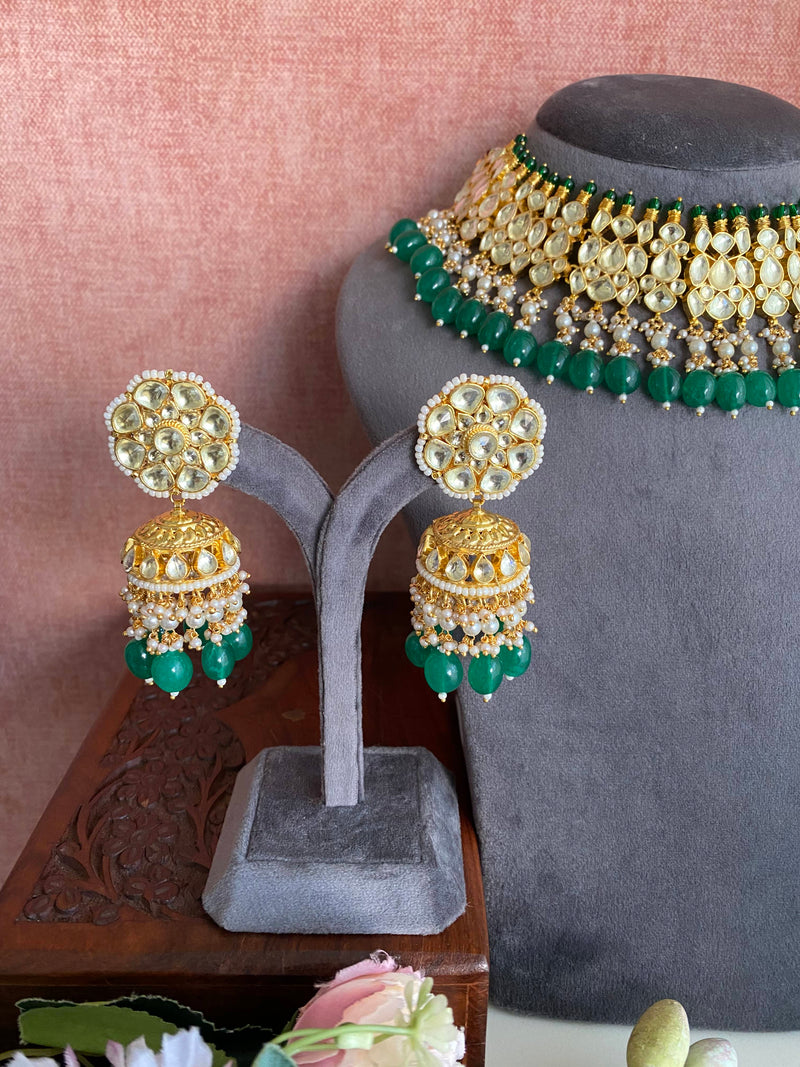 Kundan Necklace Set in Green Drops