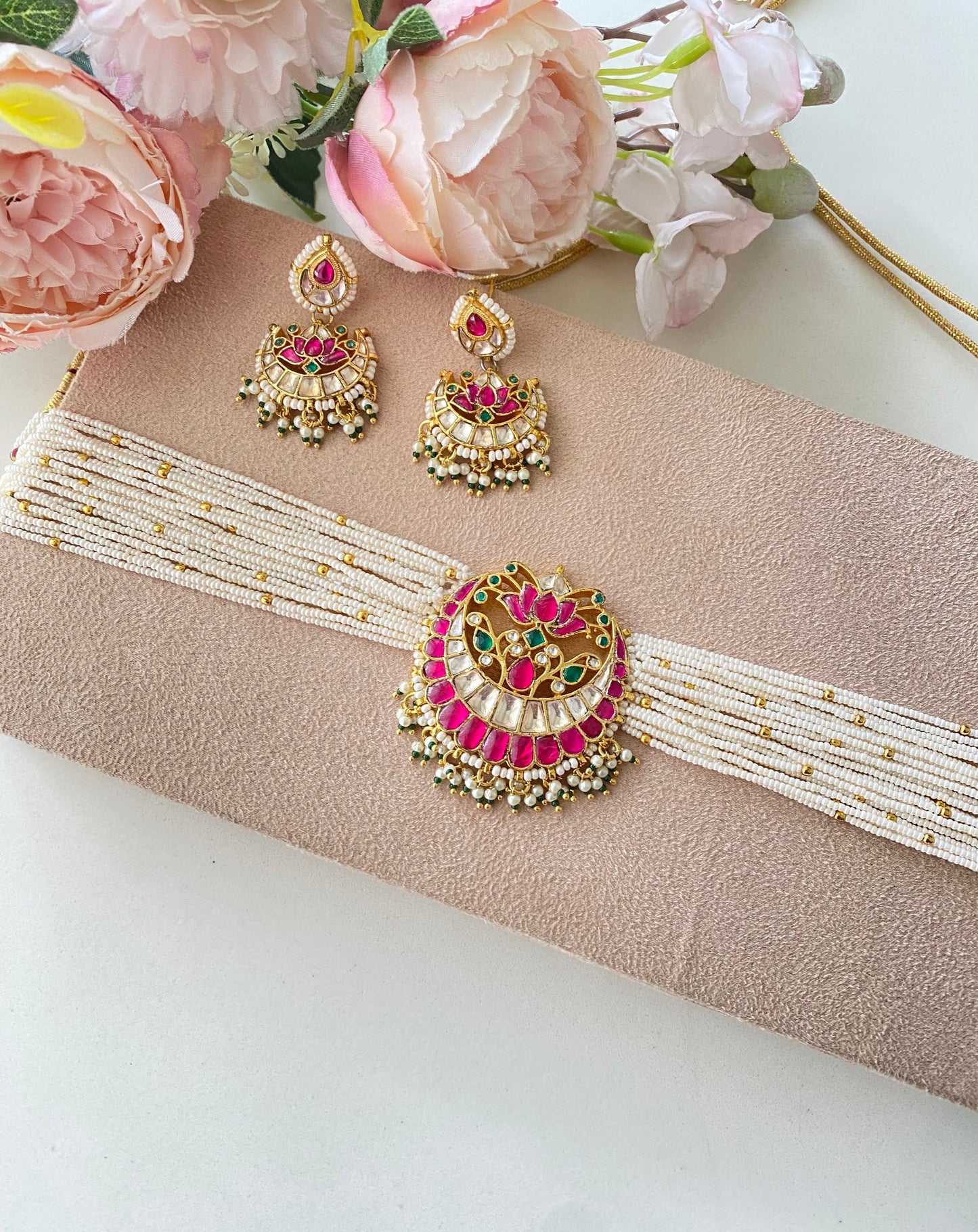 Lotus Kundan choker set