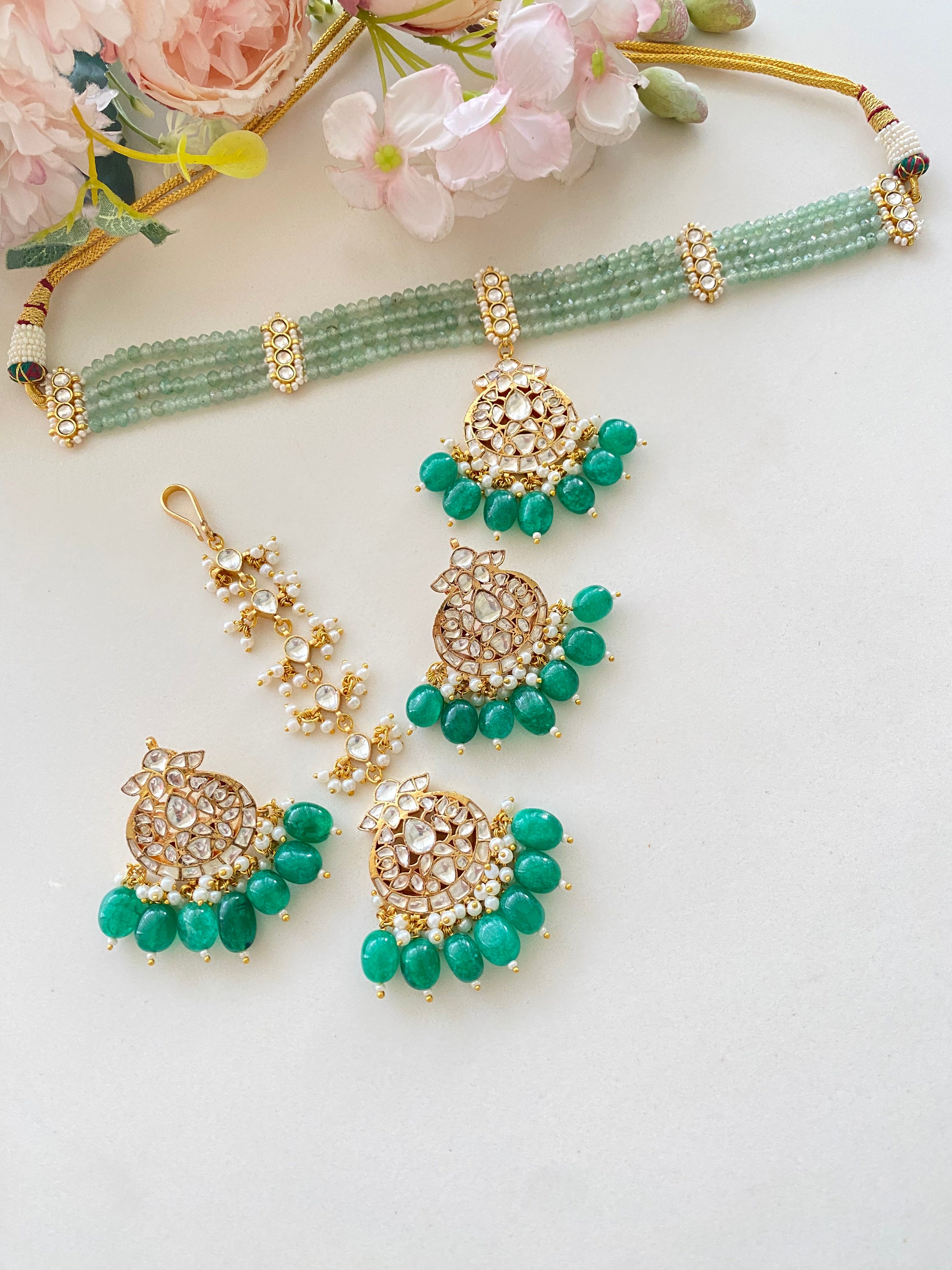 Gold plated Kundan Choker Set in Green Drops
