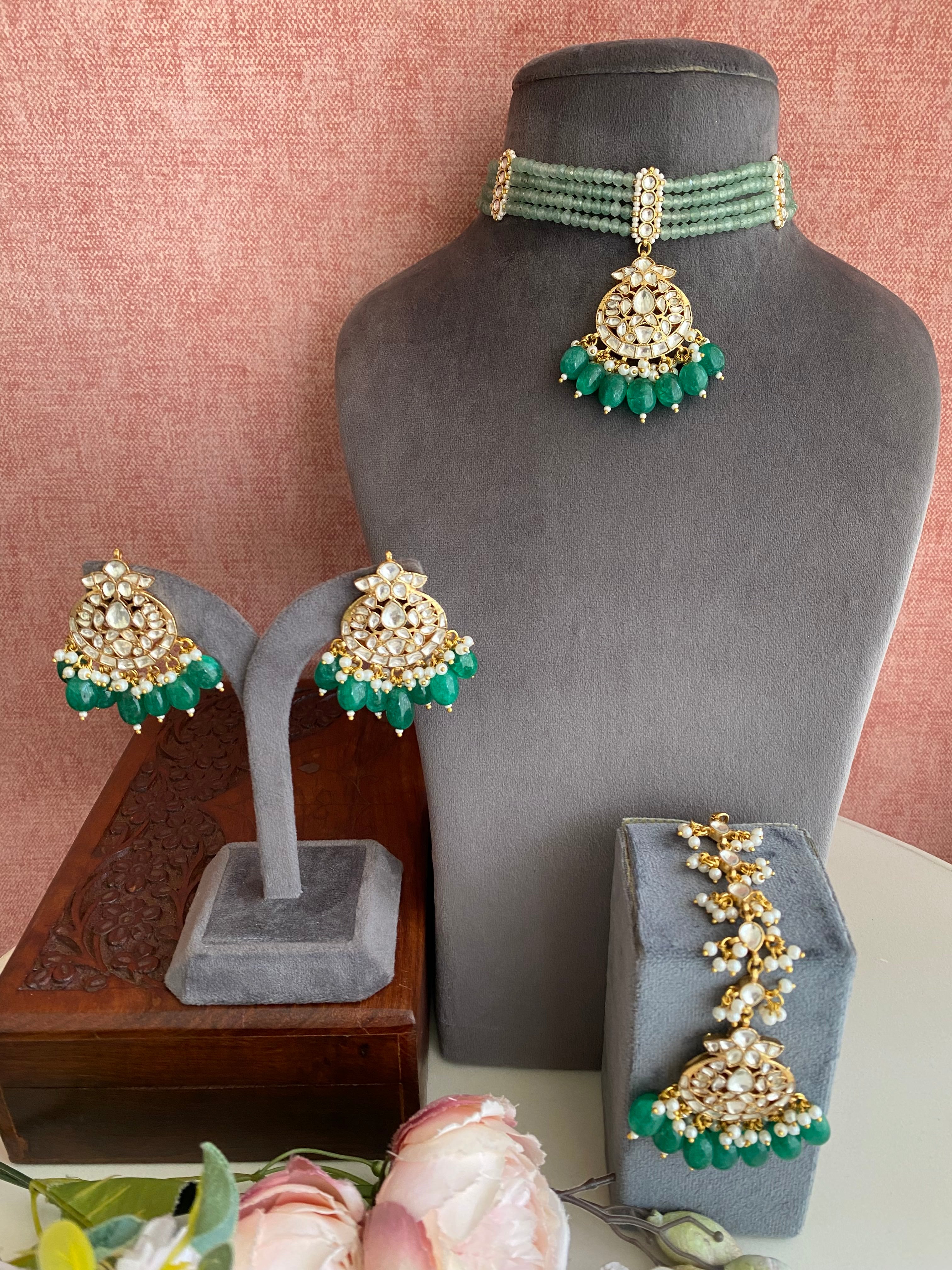Gold plated Kundan Choker Set in Green Drops
