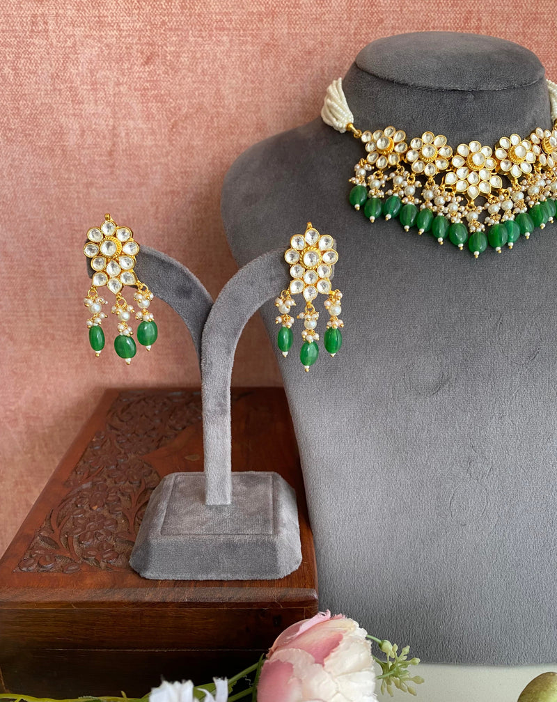 Kundan floral set with earrings