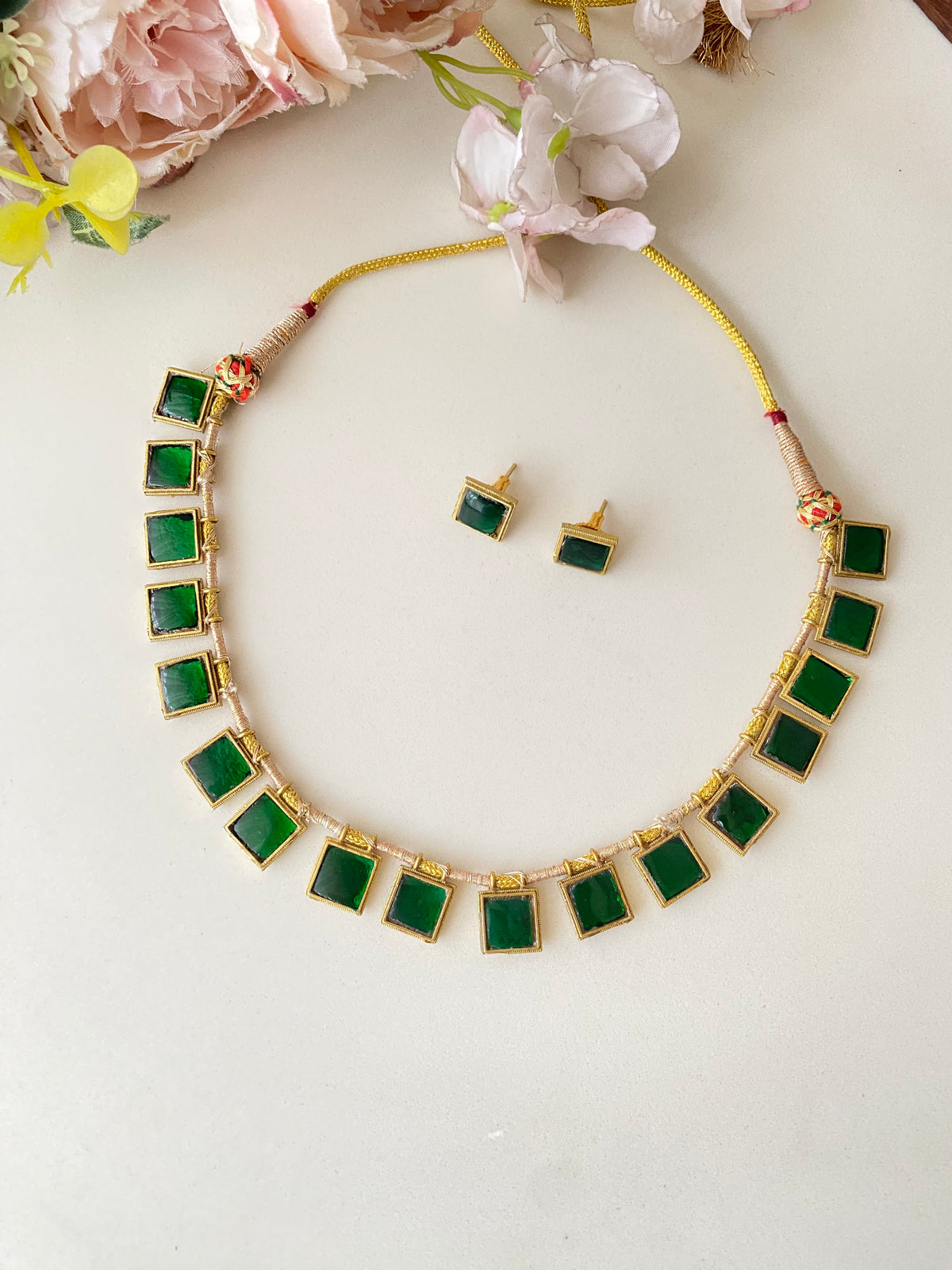 Gold plated Kundan choker Set