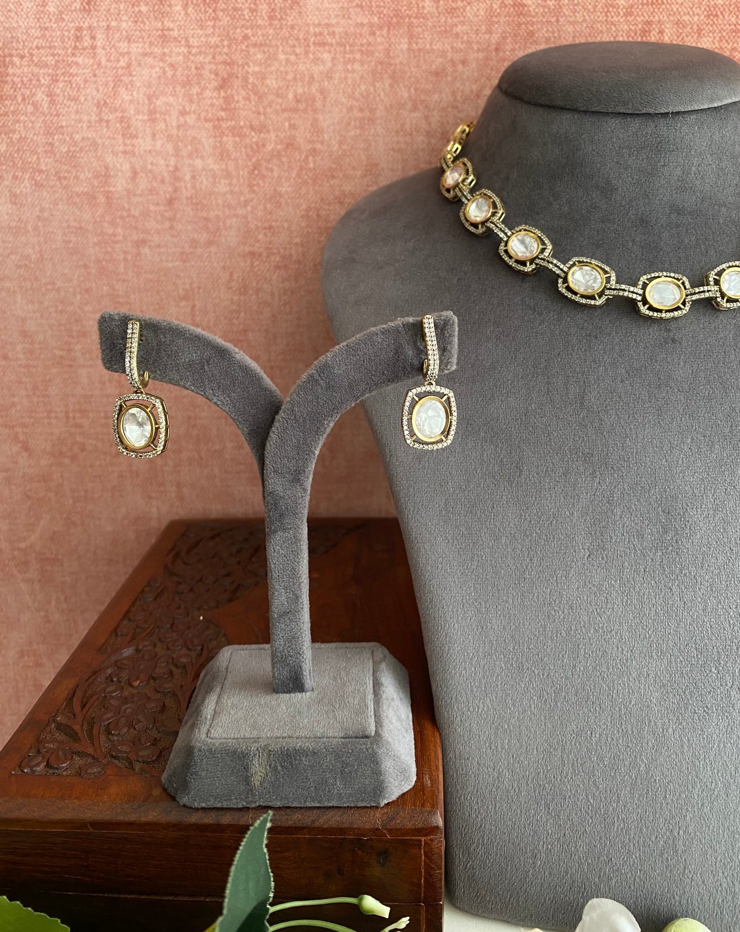 Gold plated Moissanite Choker Set