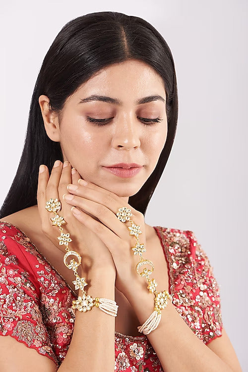Gold plated Kundan Chand Hathphool