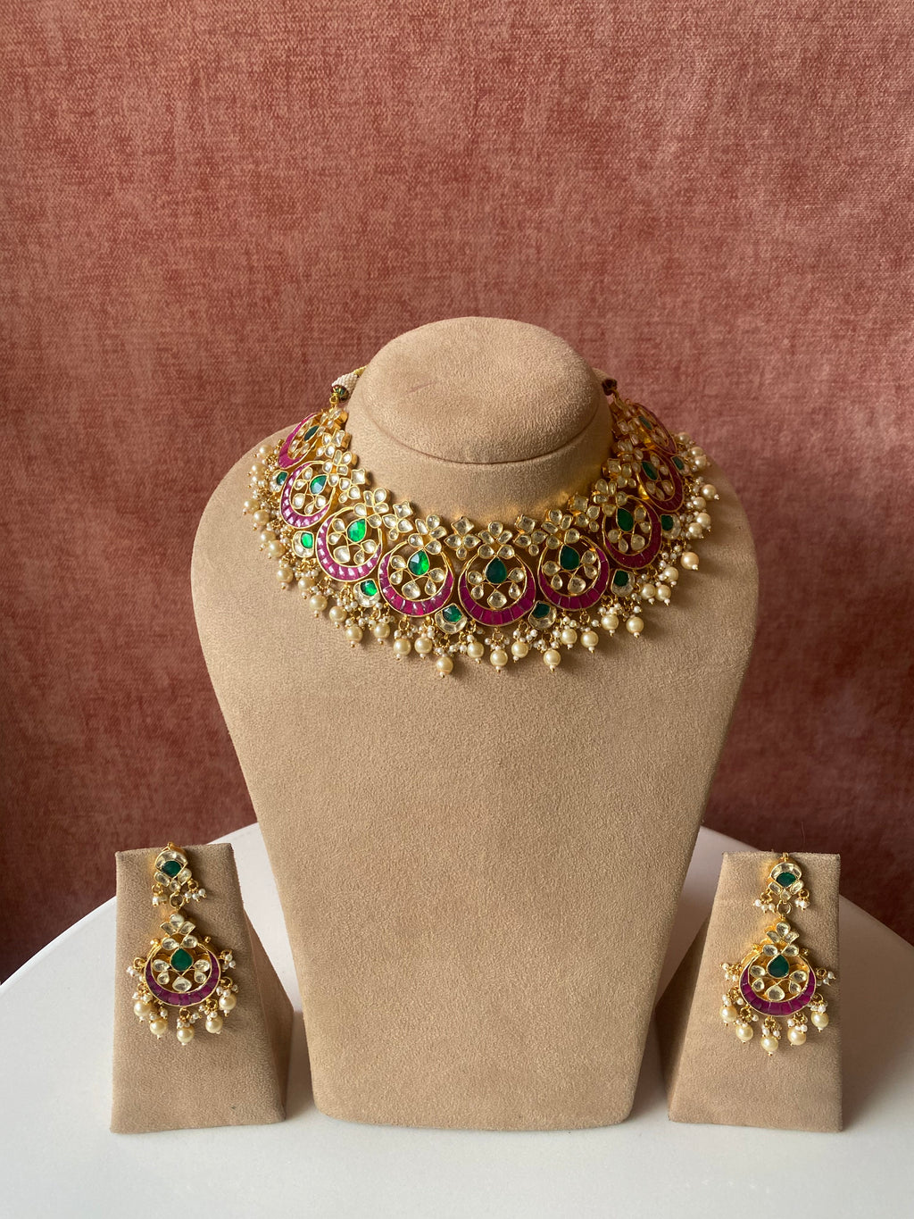 Pink and green kundan necklace set