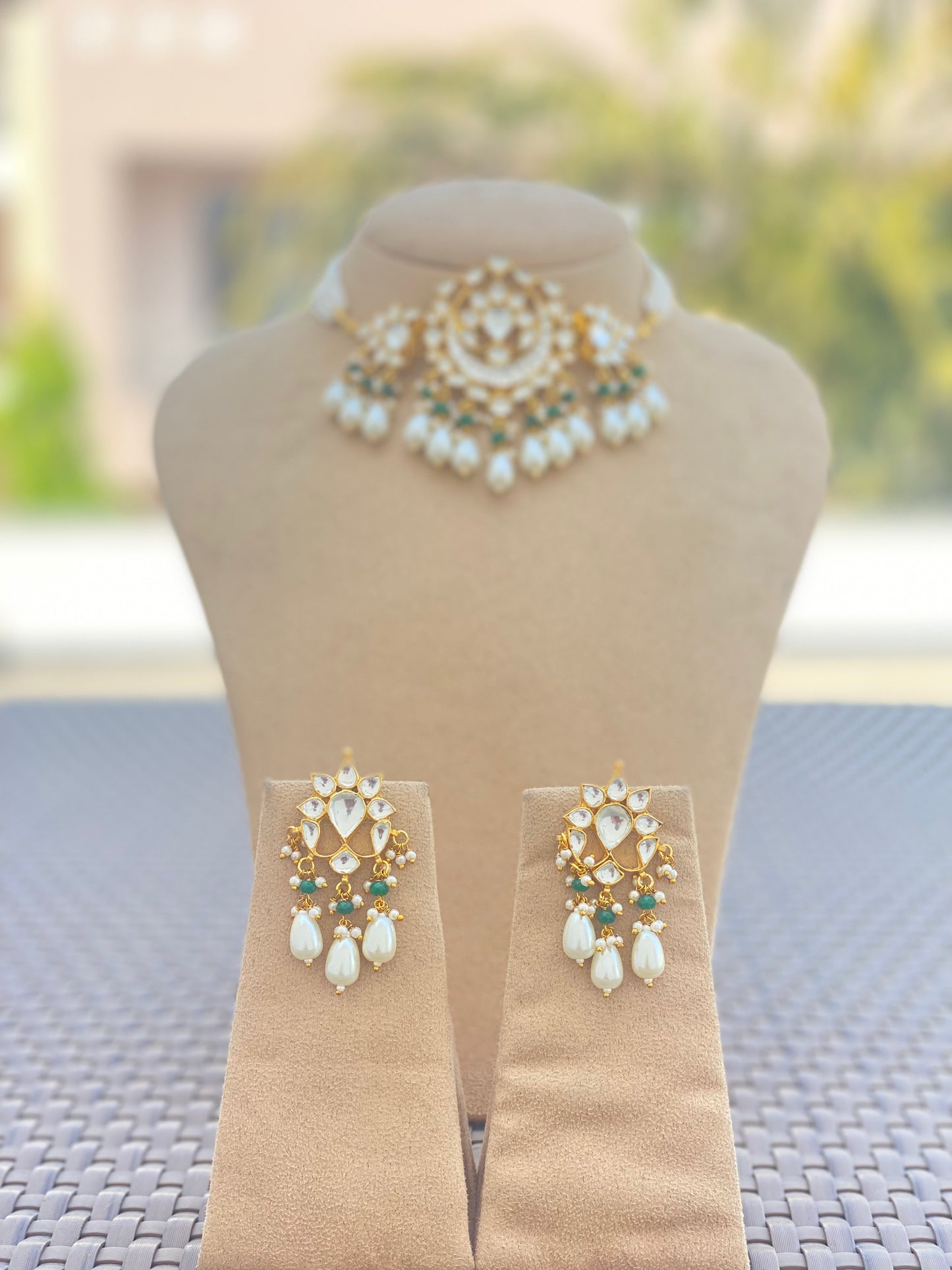 Gold plated Kundan choker set