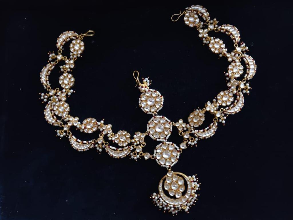 Gold plated Kundan sheeshphool with tikka